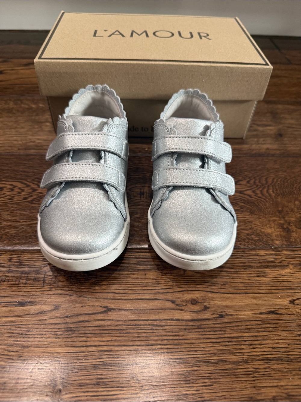 L'Amour Silver Caroline Scalloped Girls Double-Strap Sneakers